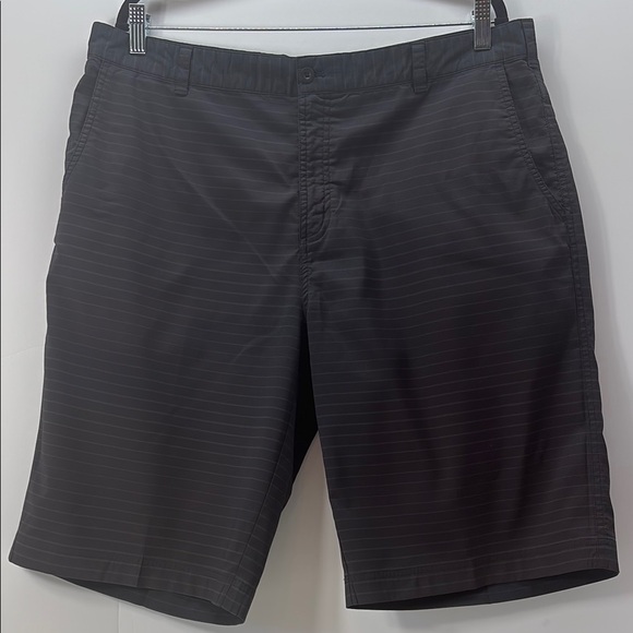 Nike Golf Charcoal Gray Striped Flat Front Tailored Shorts - Picture 1 of 8